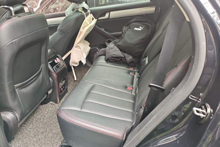 Used BYD Tang New Energy 2018 DM 2.0T All-Wheel Drive Smart Connect Advanced Model 7 Seats China V Emission Standard