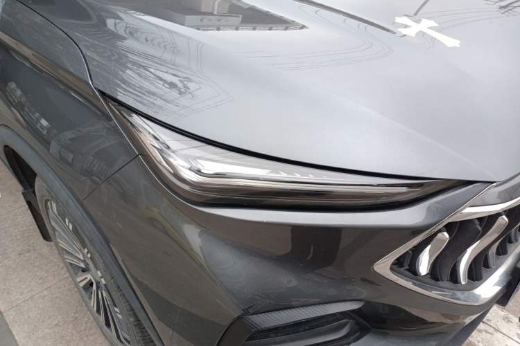 Used CHANGAN OSHAN X5 2021 1.5T DCT Prestige Edition Right Front Headlight