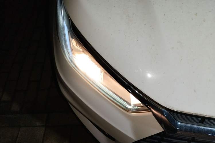 Used BYD Yuan New Energy 2019 EV360 Smart Connect Leading Model Right Front Headlight