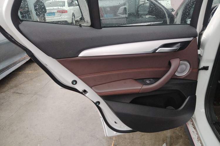 Used BMW X2 2021 Updated xDrive25i Midnight Edition
