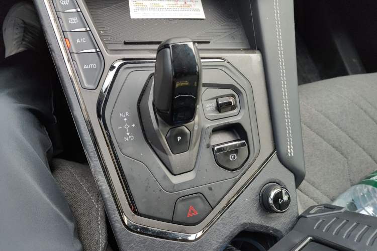 Used Lynk & Co 01 EM-P 2023 1.5TD EM-P Dawn Edition