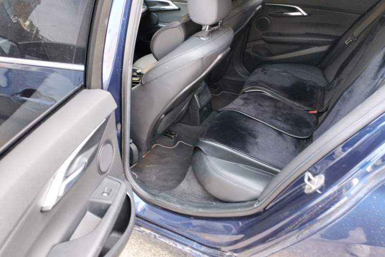 Used BMW 1 Series 2018 118i Sport Edition Left Rear Seat