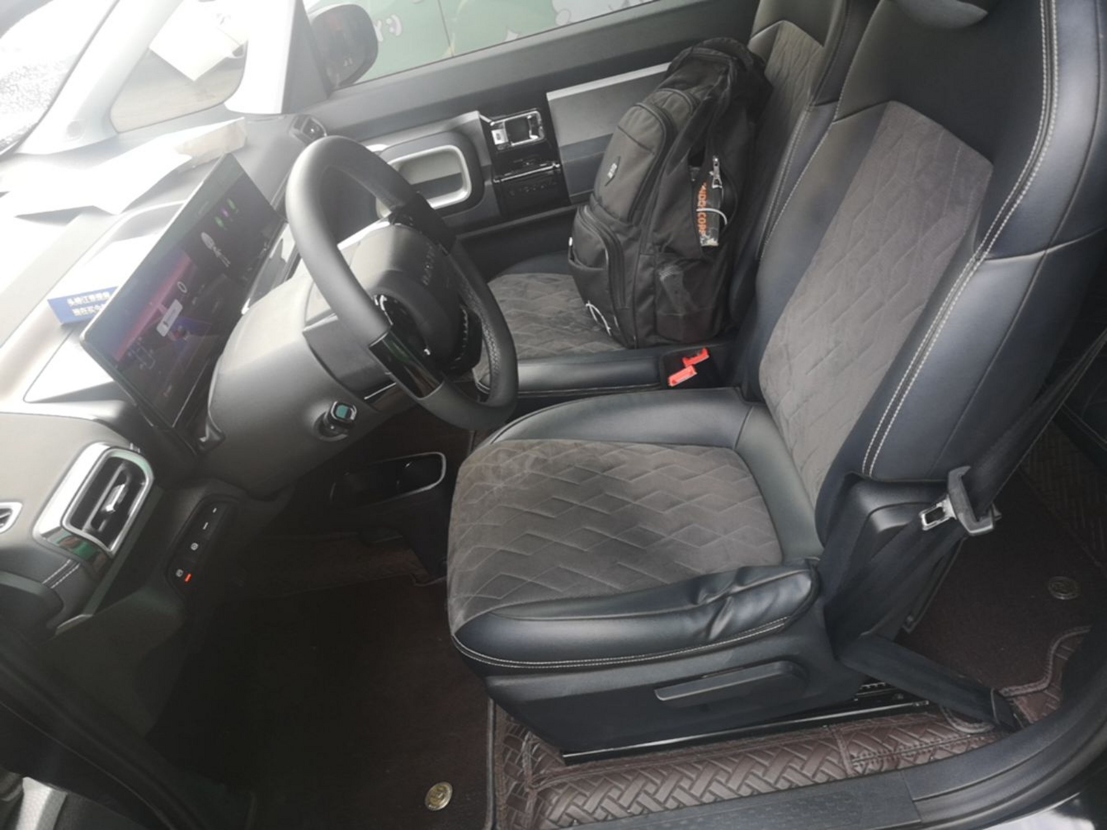 Interior delantero