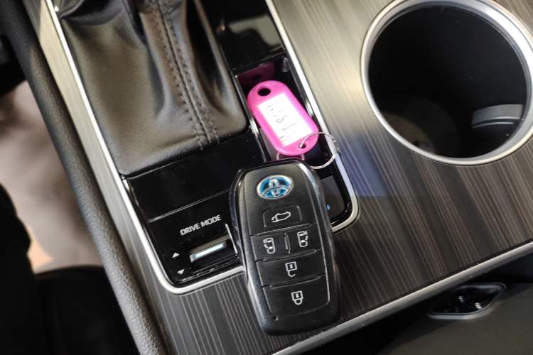 Used Toyota Sienna 2021 2.5L Hybrid Ultimate Edition
