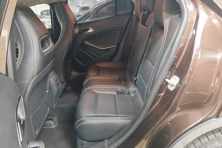 Used Mercedes-Benz GLA 2016 GLA 220 4MATIC Fashion Edition Left Rear Seat