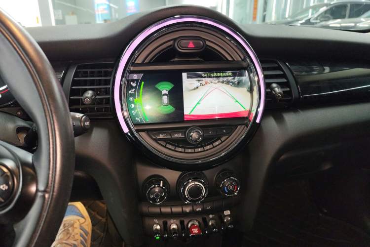 Used MINI 2021 1.5T COOPER Classic Edition Five-Door Version
