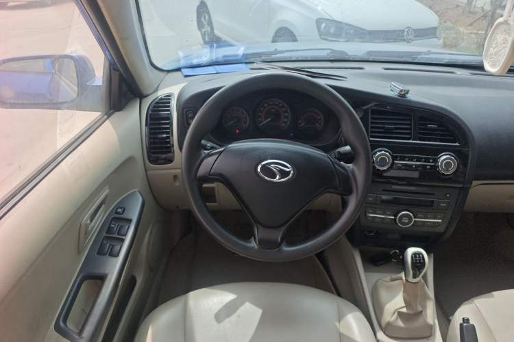 Used Soueast V3 Lingyue 2012 1.5L Manual Happiness Edition