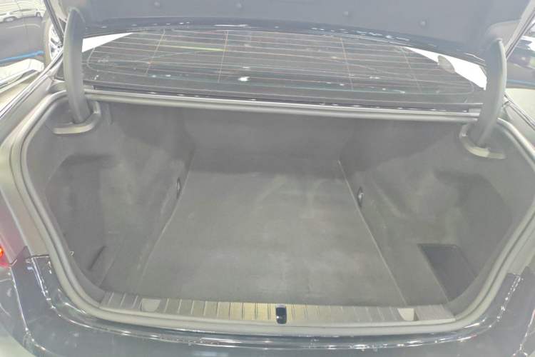 Used BMW 7 Series 2021 740Li Leading Model M Sport Package
