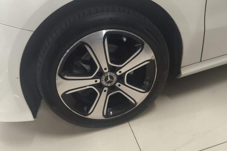 Used Mercedes-Benz B-Class 2017 B 200 Fashion Model
