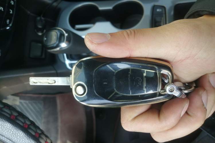 Used Chevrolet Cruze 2018 320 Automatic Pioneer Sunroof Edition
