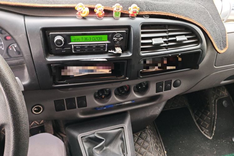 Used JMC Transit 2019 2.8T Commercial Version Short Wheelbase Mid-Roof 6-Seater China VI JX493
