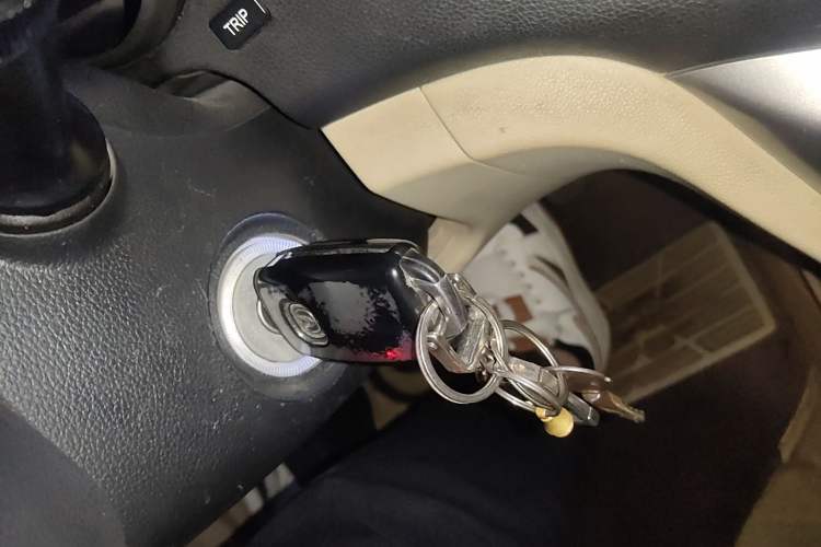 Used CHANGAN Eado 2015 1.6L Manual Luxury Model China IV Standard