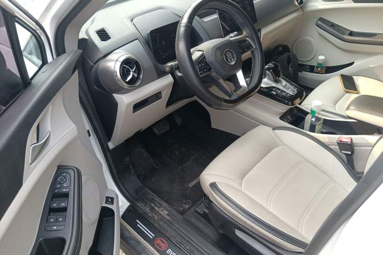 Used BYD Yuan Pro 2021 401 km Deluxe Version Driver Seat