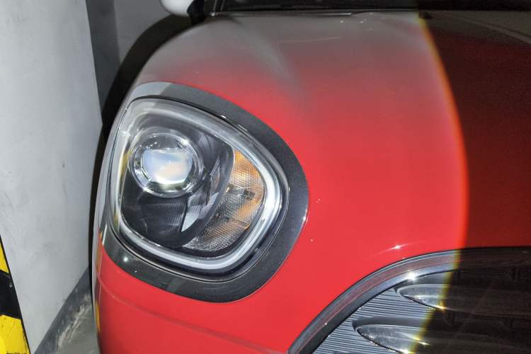 Used MINI Countryman 2017 1.5T COOPER ALL4 Very Holiday Edition Chili Red