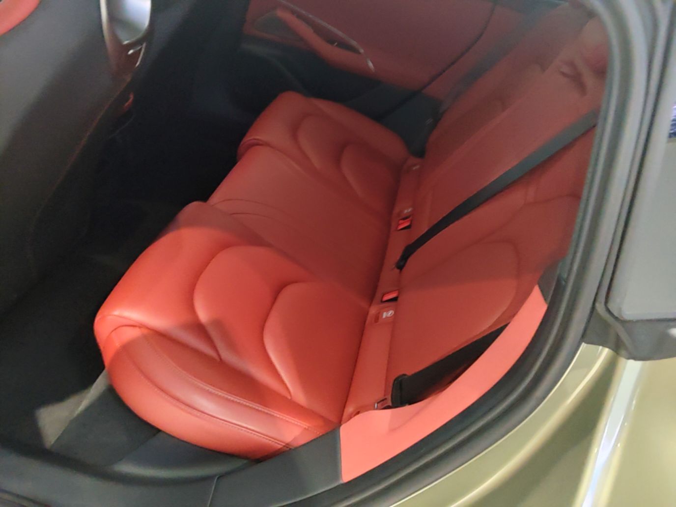 Xiaomi Auto SU7 2024 Rear-Drive Ultra-Long Range Advanced Pro-Level Intelligent Driving Version — снимка 20