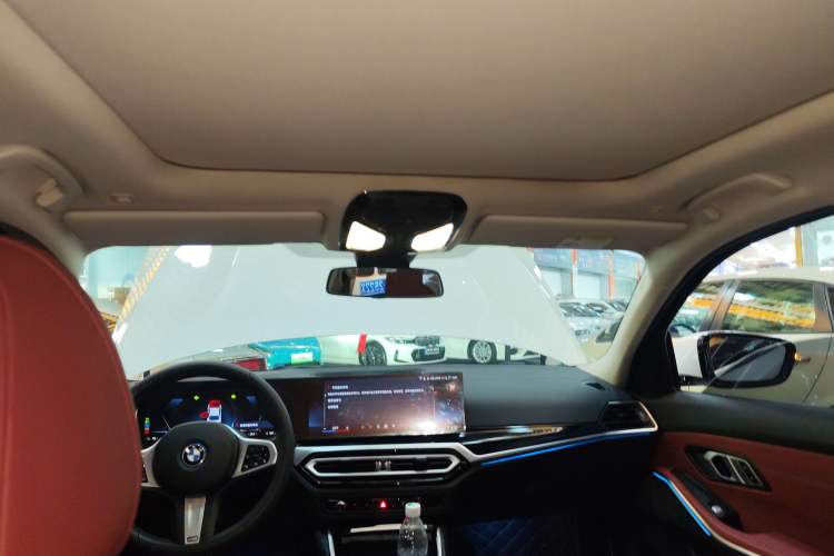 Used BMW i3 2024 eDrive 35 L Headliner