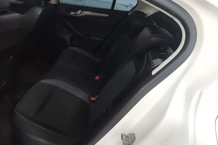 Used Ford Focus 2020 Hatchback EcoBoost 180 Automatic Trend Edition
