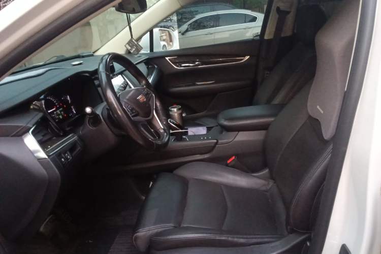 Used Cadillac XT5 2016 28T Four-Wheel Drive Luxury Model Left Front Seat