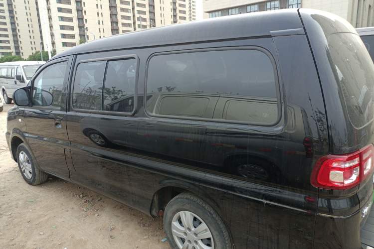 Used FORTHING Lingzhi 2023 M5L 1.6L Comfort Edition 7-Seater
