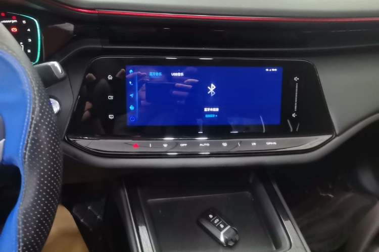 Used Dongfeng Aeolus Yixuan MAX 2023 1.5T Super-Powered Dad Edition