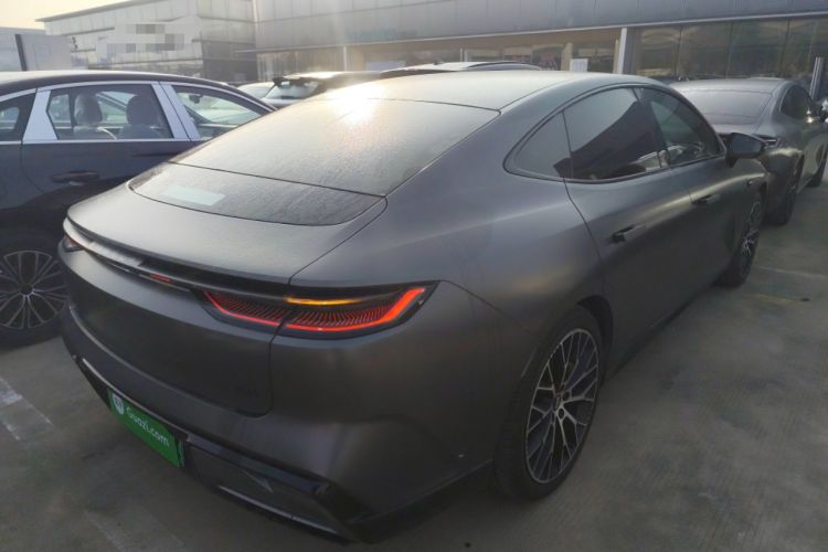 Used Geely Galaxy E8 2024 620 km All-Wheel-Drive Dragon Edition