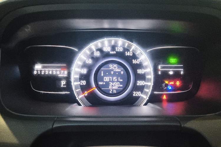 Used Honda Odyssey 2015 2.4L Smart Edition
