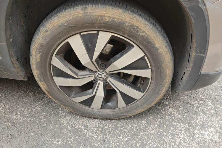 Used Volkswagen Tayron 2020 330TSI Two-Wheel Drive Luxury Smart Connectivity Version
