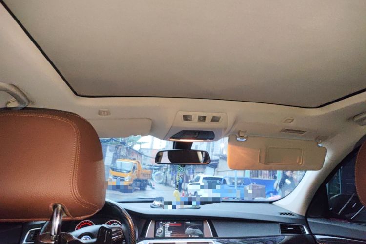 Used BMW 5 Series 2014 535Li Leading Model