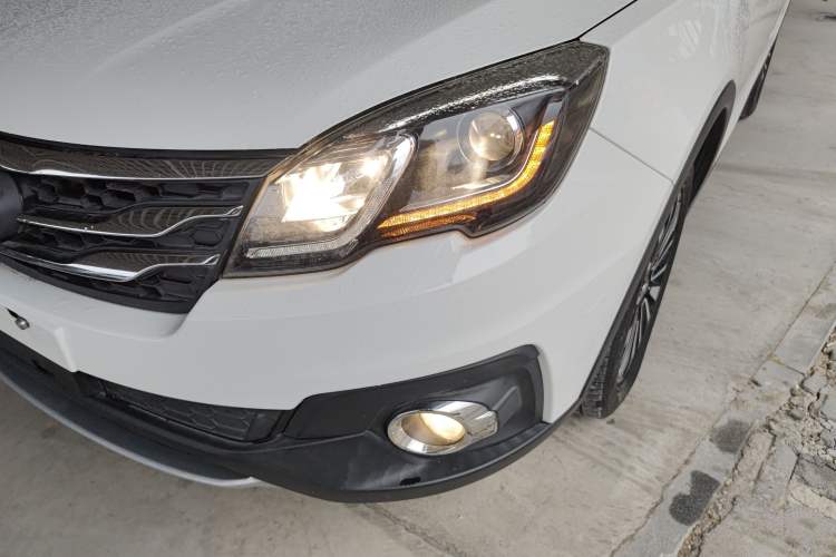 Used GAC Trumpchi GS5 Super 2015 1.8T Automatic All-Wheel Drive Luxury Navigation Edition
