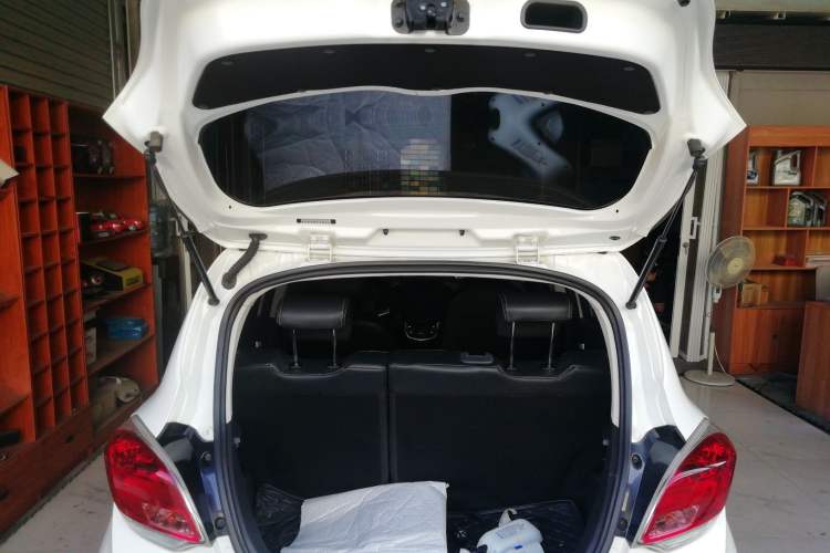 Used CHANGAN OSHAN Benni E-Star 2021 National Edition Xin Yue Version Lithium Iron Phosphate (31.86 kWh) Trunk