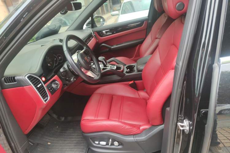 Used Porsche Cayenne 2019 Cayenne 3.0T Left Front Seat