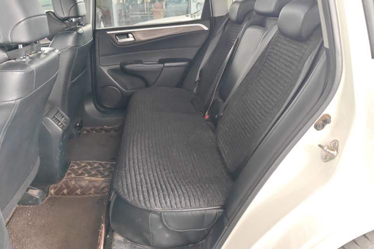 Used Honda Jade 2017 1.8L automatic Comfort version 5 seats Left Rear Seat