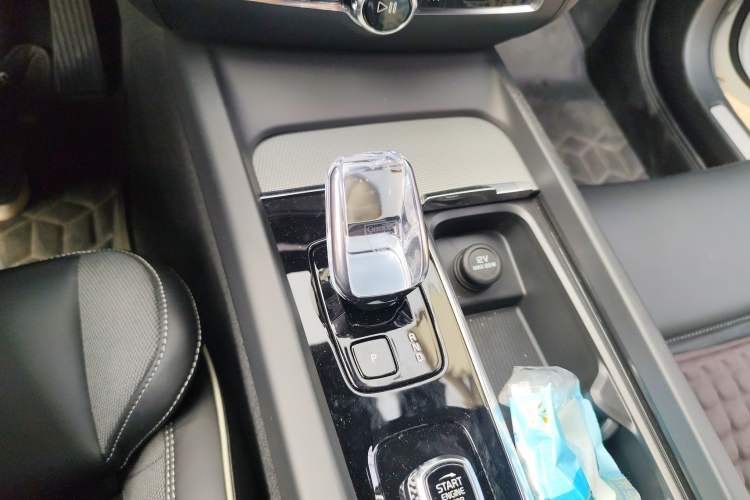 Used Volvo S60 2025 B4 Zhiyuan Sport Edition