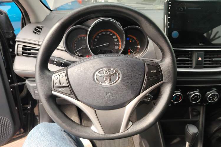 Used Toyota YARiS L Zhi Xuan 2022 X-Trail 1.5L CVT Leading PLUS Edition Steering Wheel