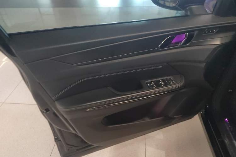 Used Lynk & Co 01 2021 2.0TD Four-Wheel Drive Dark Night Edition