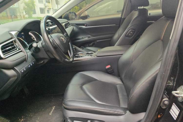 Used Toyota Camry 2019 Revised Version 2.0G Luxury Edition