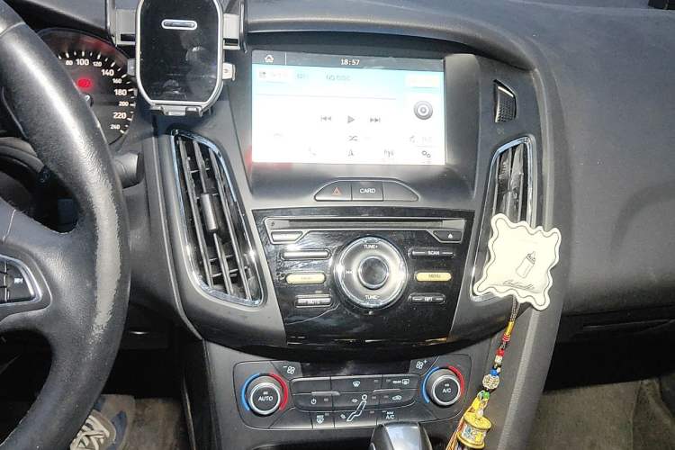 Used Ford Focus 2017 Sedan 1.6L Automatic Fashion Edition Smart Drive Version