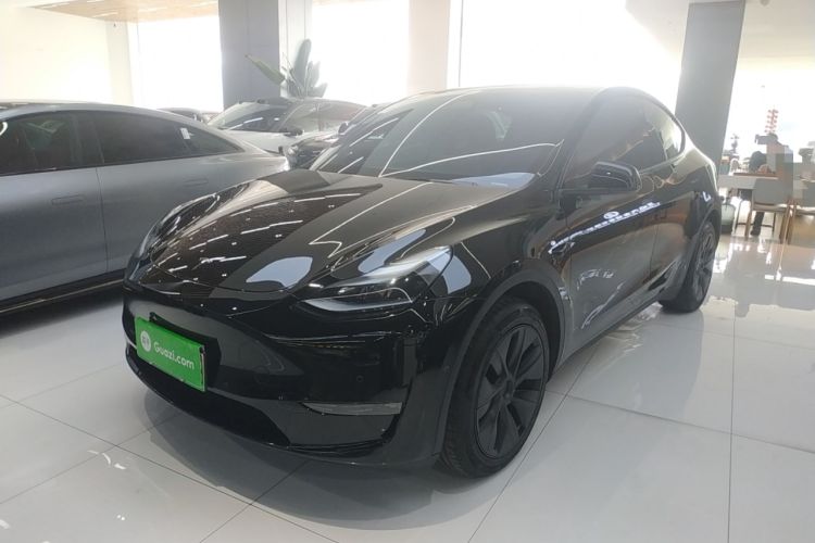 Used Tesla Model Y 2023 Long-Range All-Wheel-Drive Version