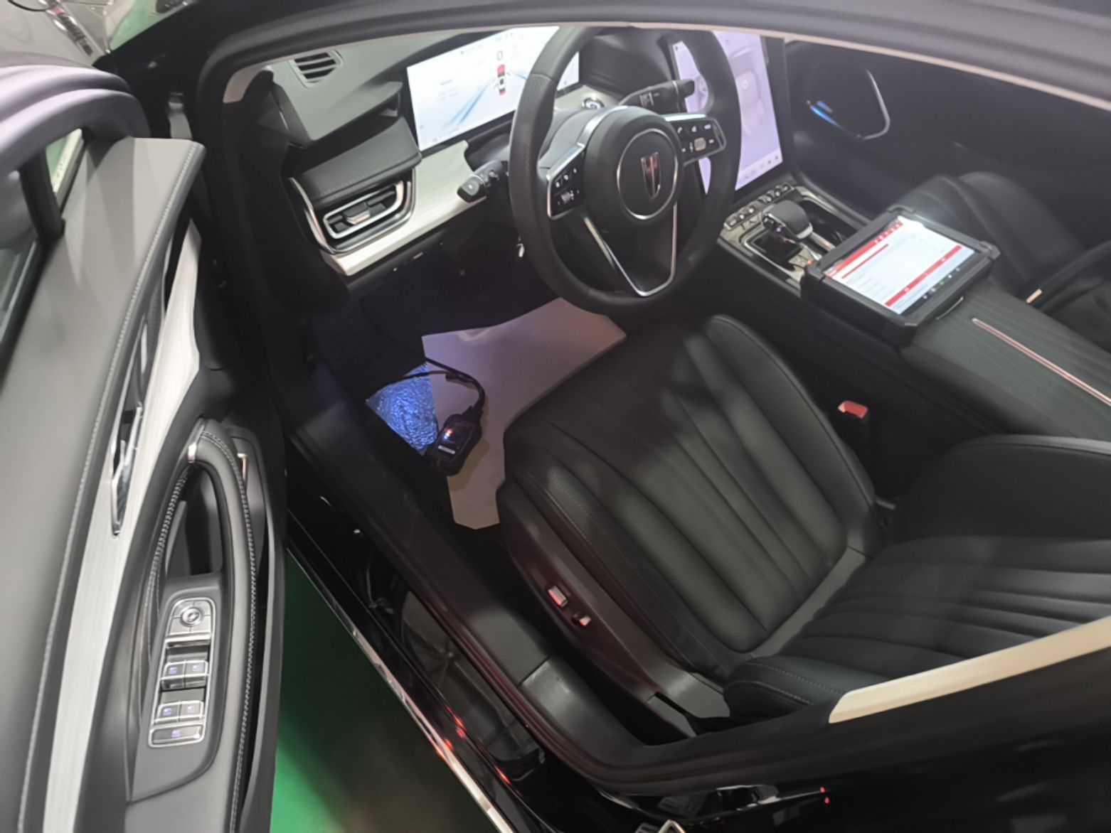 Hongqi H5 PHEV 2025 130 Super Hybrid Version — снимка 18