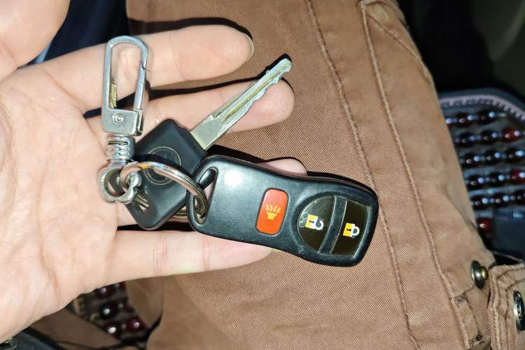 Used Venucia R50 2015 1.6L Automatic Fashion Edition
