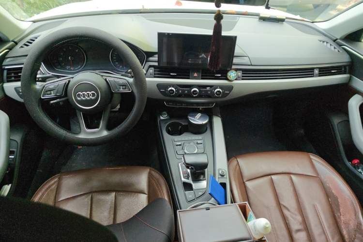 Used Audi A4L 2018 30th Anniversary Edition 40 TFSI Trendy Model
