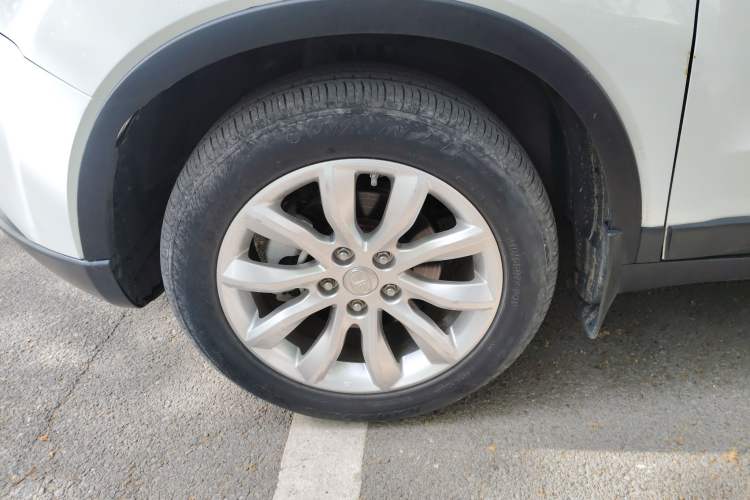 Used Bestune X40 2019 1.6L Automatic Luxury Edition China VI Left Front Wheel Hub