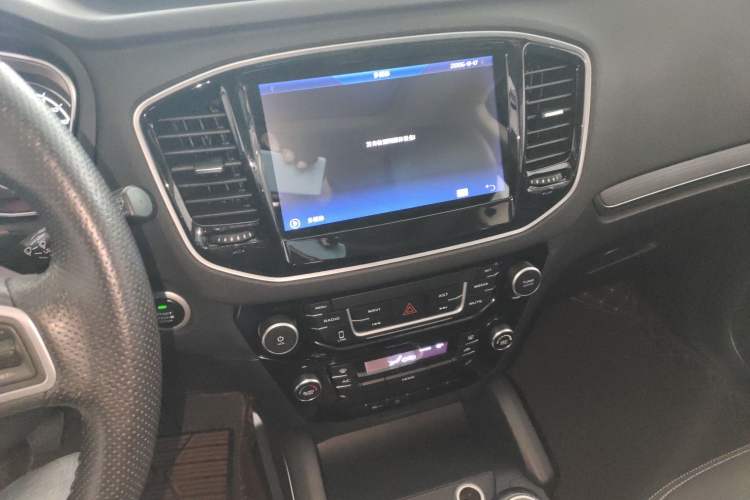 Used Geely Auto Vision X6 2016 1.8L Manual Luxury Model