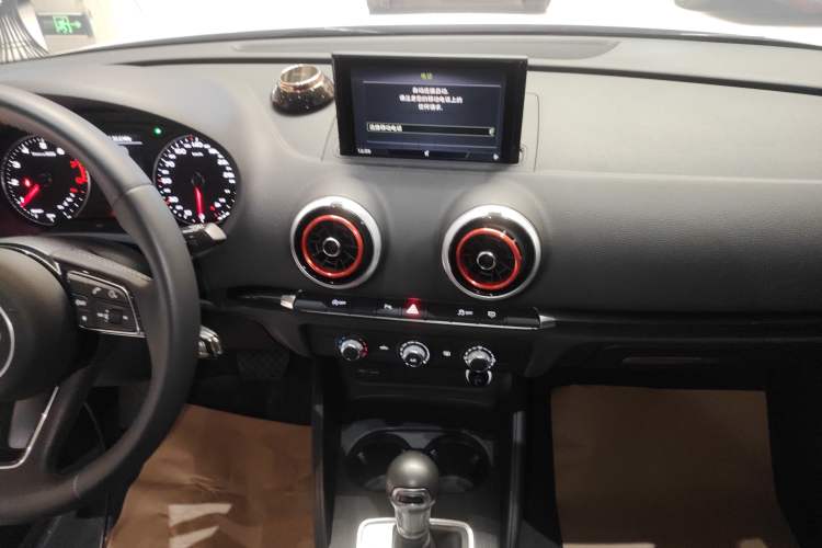 Used Audi A3 2020 Sportback 35 TFSI Fashion Edition China VI Emission Standard
