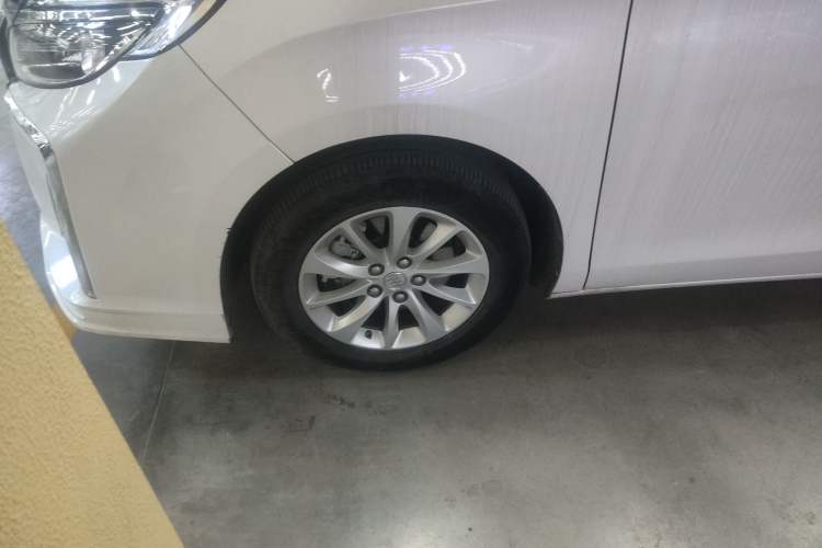 Used Buick GL8 2018 ES 28T Comfort Model China VI Standard