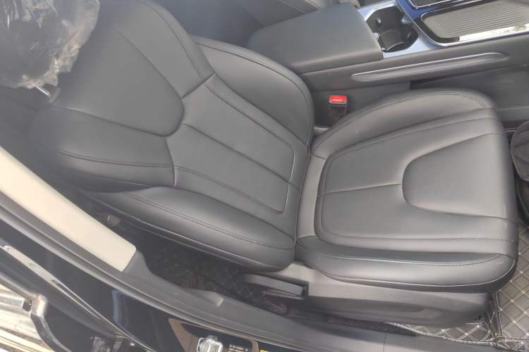 Used Bestune T90 2023 1.5T DCT Automatic Luxury Edition
