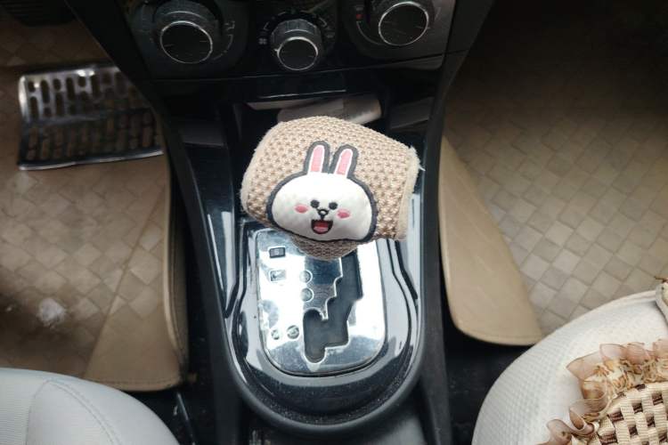 Used Citroen C-Quatre 2012 Hatchback 1.6L Automatic LeShang Model Gear Lever