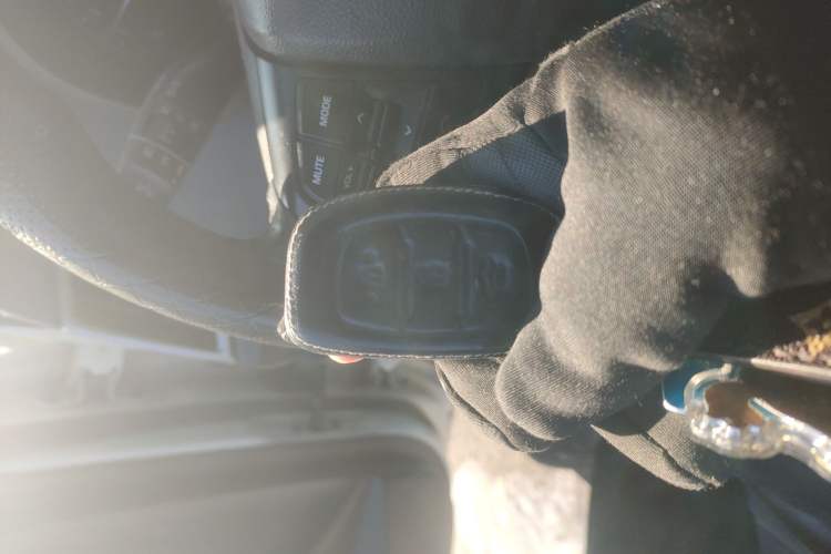 Used Hyundai ix25 2015 1.6L Automatic Two-Wheel Drive Smart GLS Trim Vehicle Key