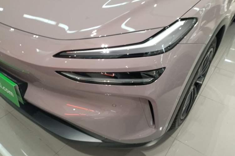 Used ONVO L60 2024 60 kWh All-Wheel Drive
