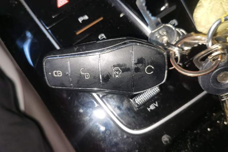 Used BYD Qin PLUS 2024 HONOR Edition DM-i 55KM Beyond Model
